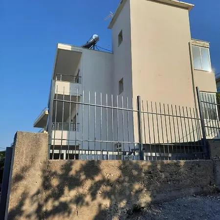 The Lighthouse Guest house 3*